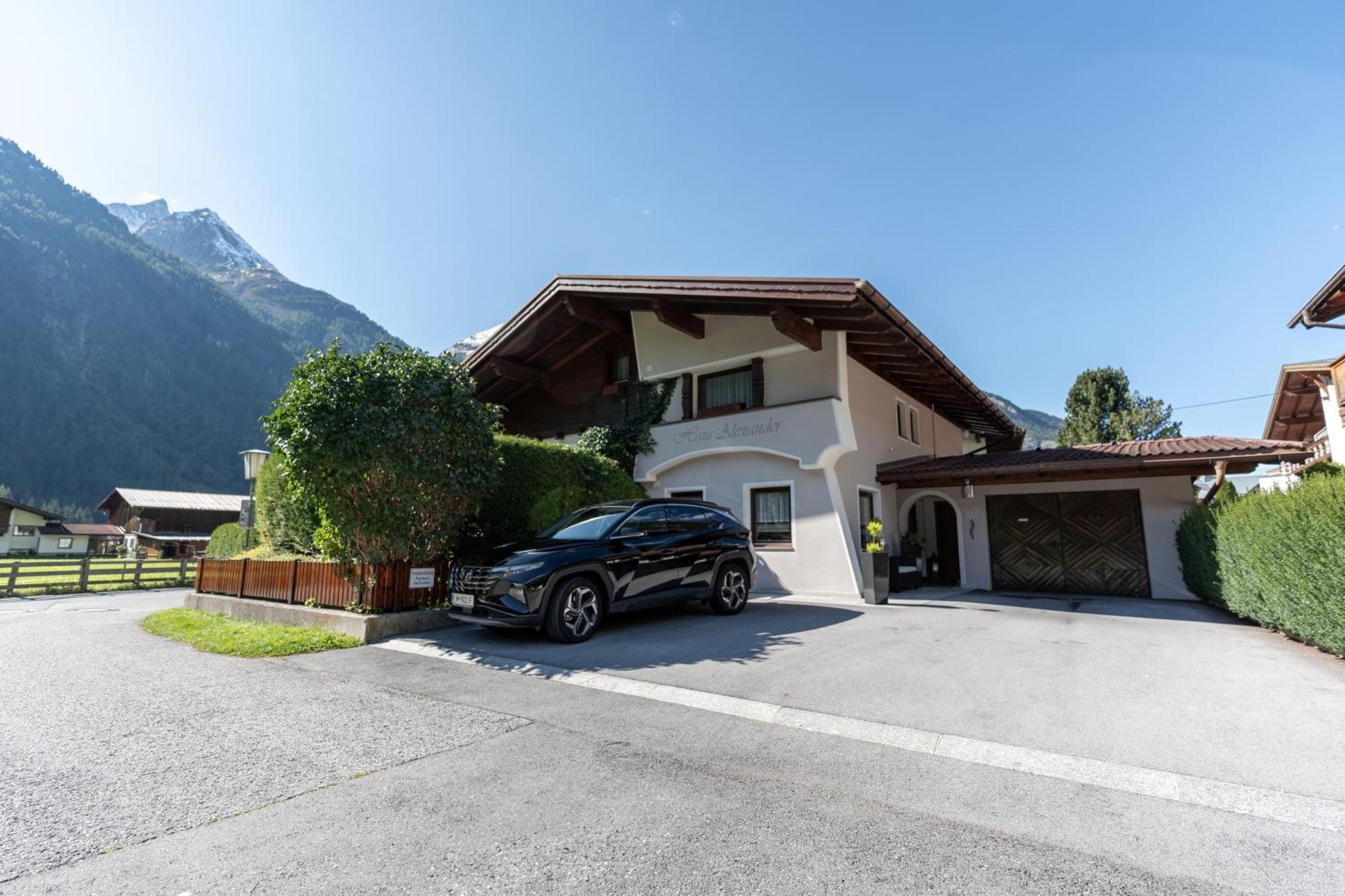 Haus Alexander Apartment Langenfeld Bagian luar foto