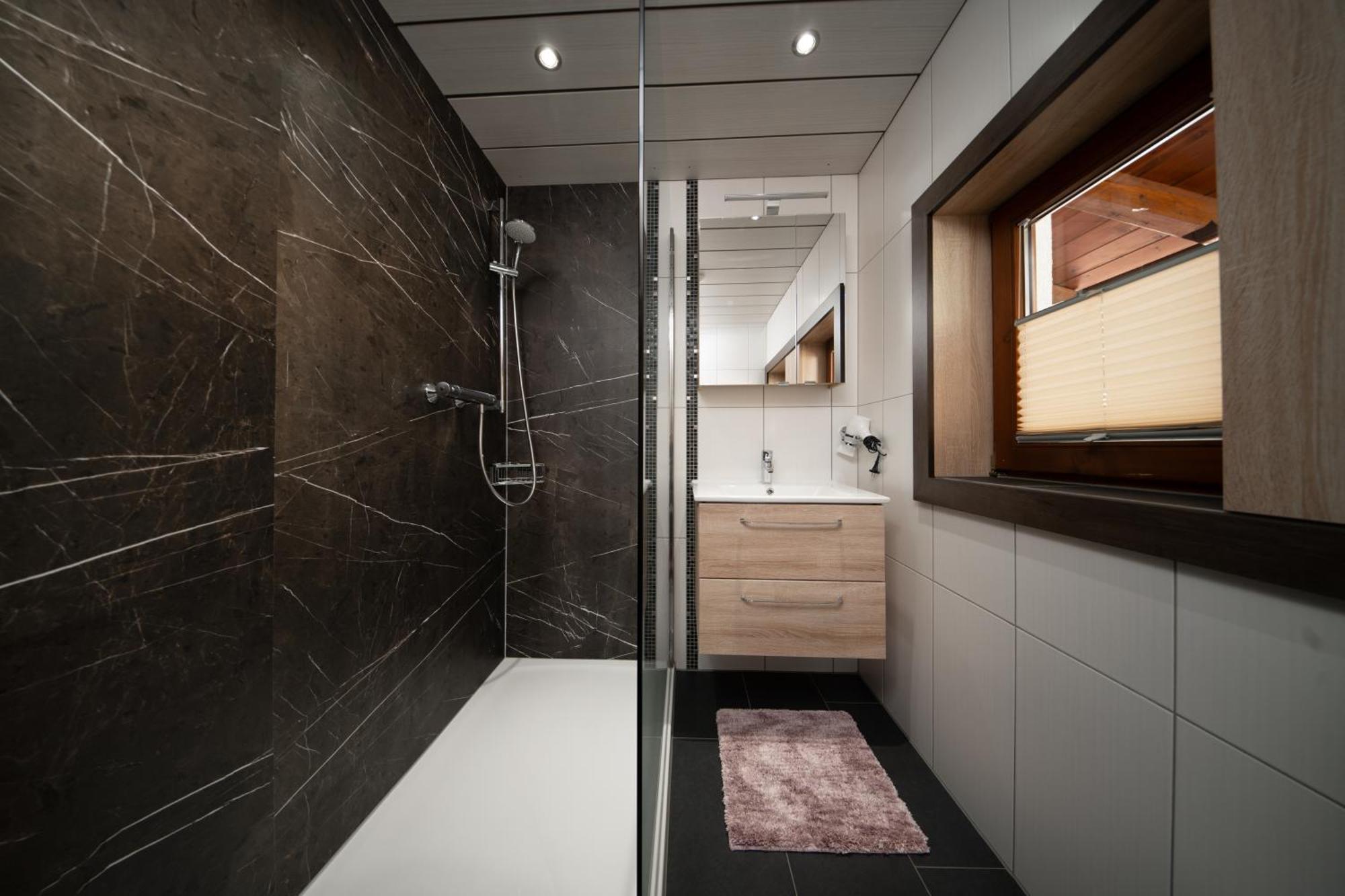 Haus Alexander Apartment Langenfeld Bagian luar foto