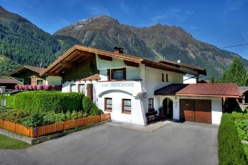 Haus Alexander Apartment Langenfeld Bagian luar foto
